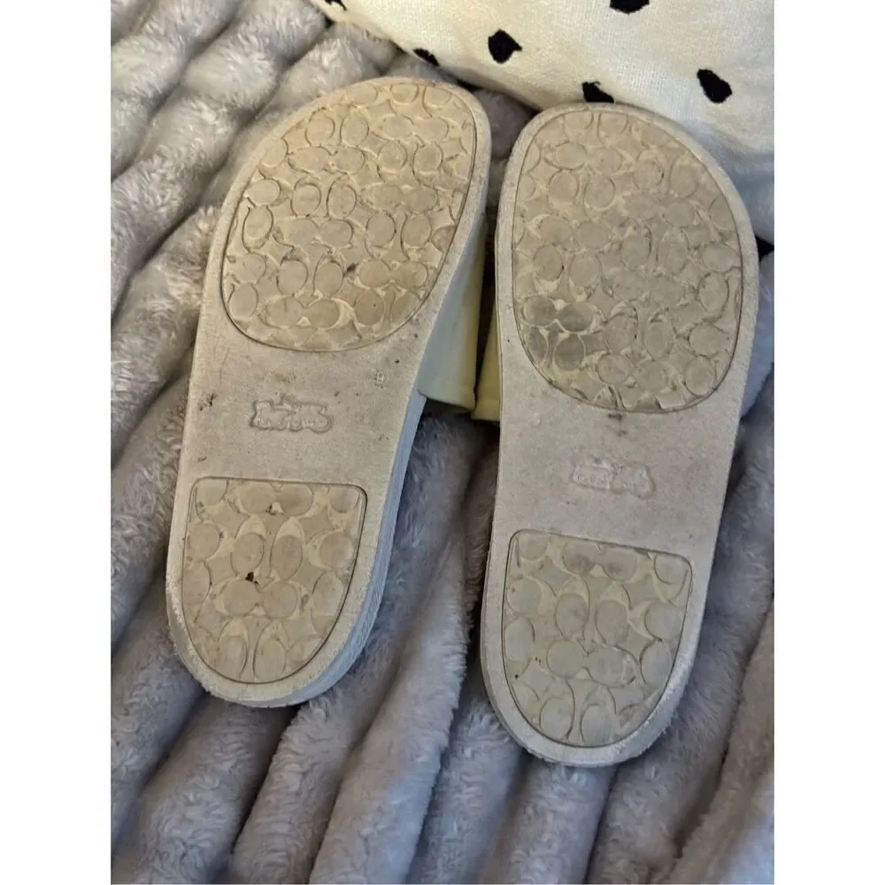 Size 9 coach white signature logo slides pool sport
